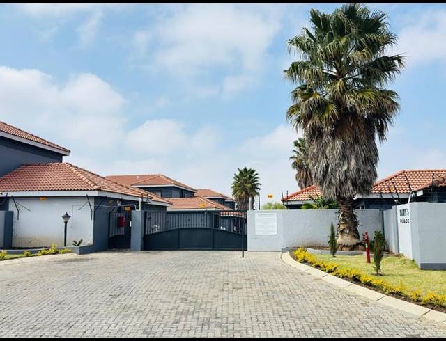 3 BEDROOM PROPERTY TO RENT IN HELDERWYK